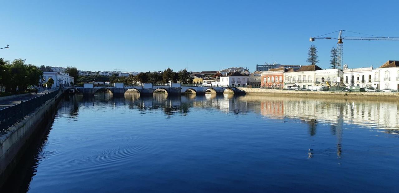 Le Boucanier Tavira Luaran gambar